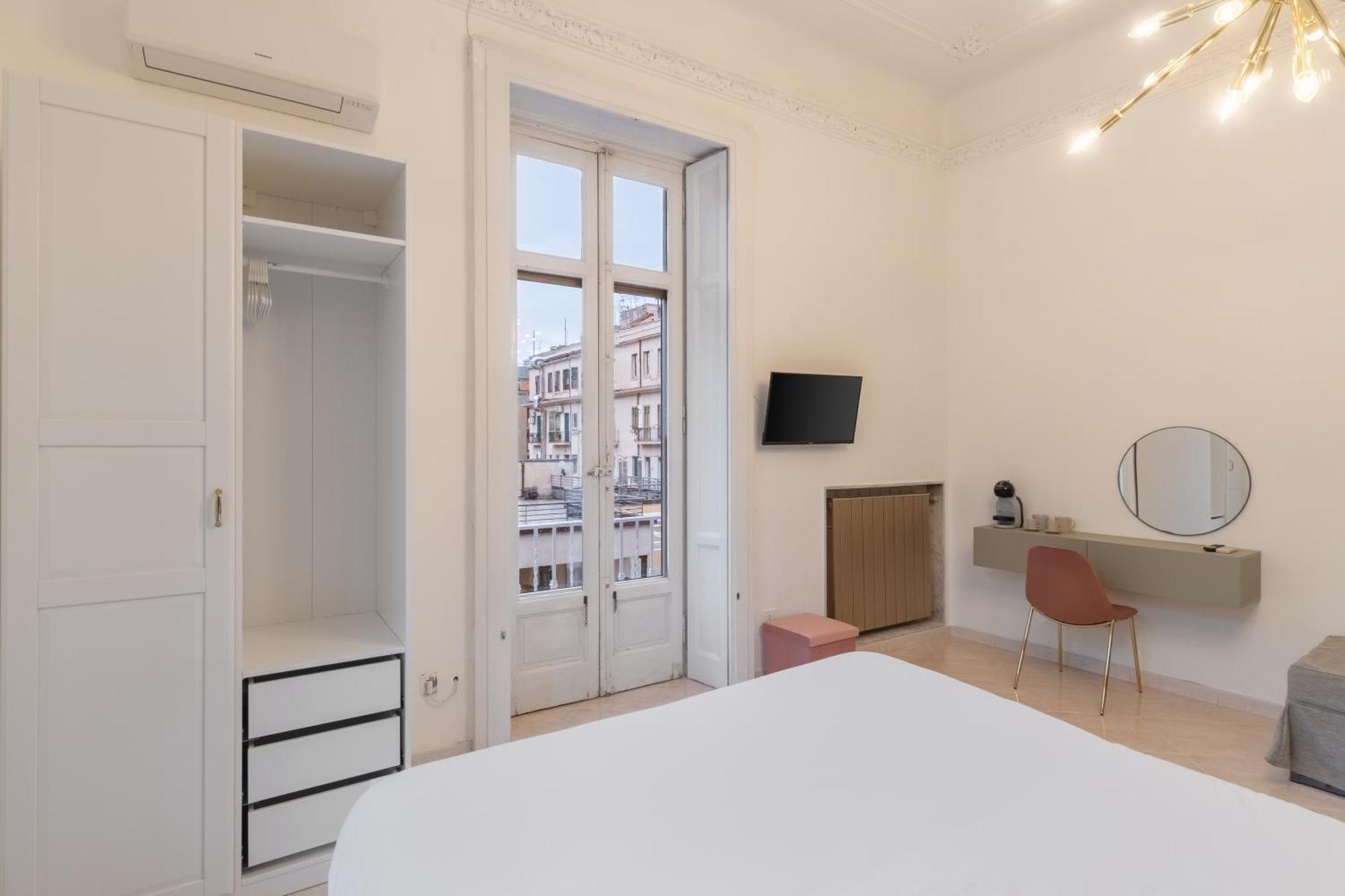 Palazzo Galeoni Luxury Suites Salerno Luaran gambar