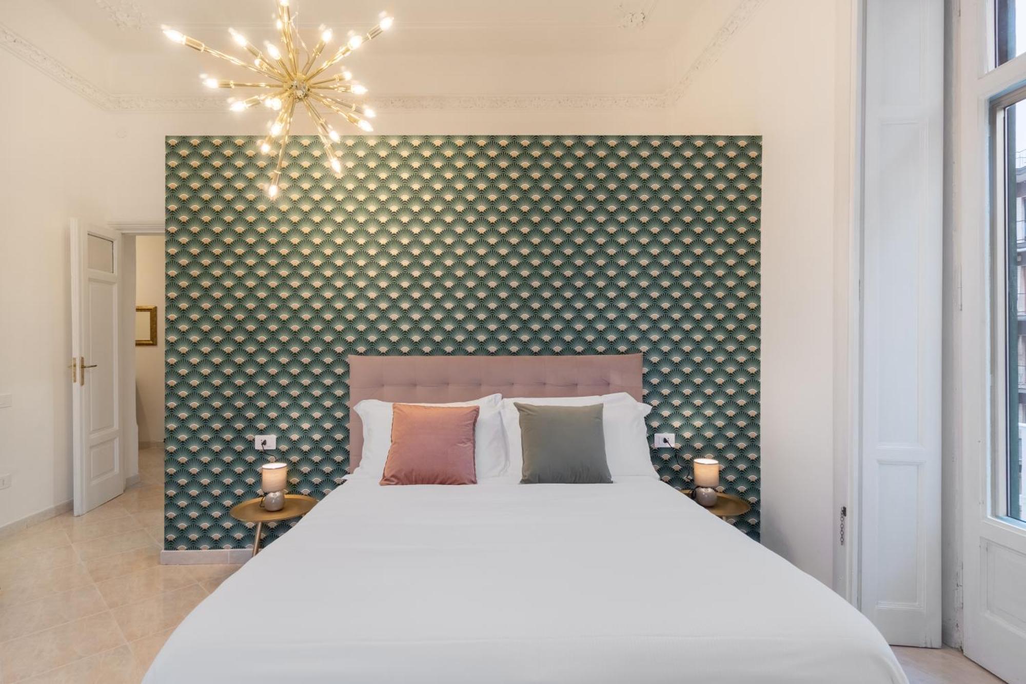 Palazzo Galeoni Luxury Suites Salerno Luaran gambar
